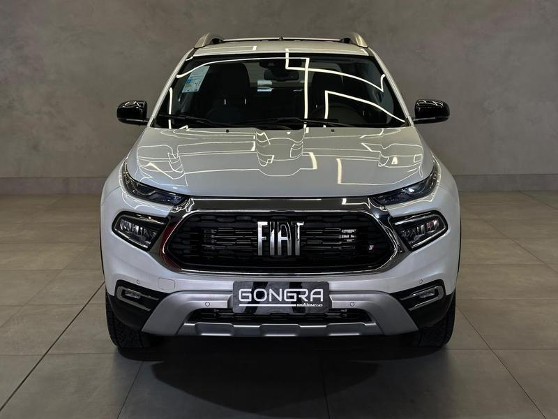 Foto do veículo FIAT TORO  VOLC AT9 4X4 2025 142 KM 174.900,00