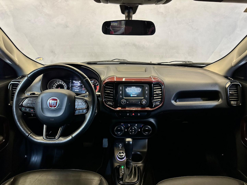 Foto do veículo FIAT TORO  FREEDOM AT9 2019 43.700 KM 105.900,00
