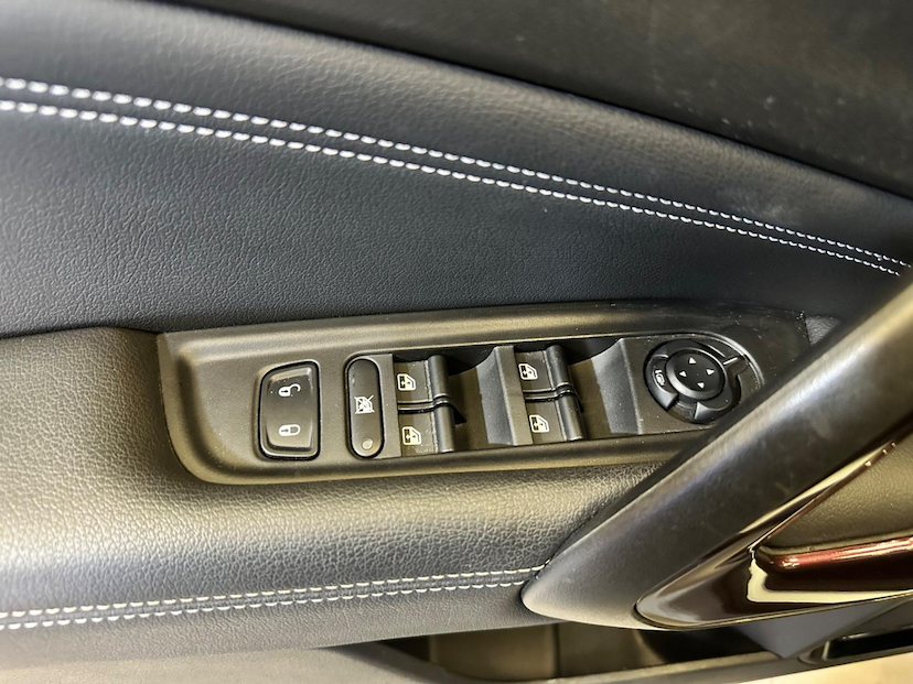 Foto do veículo FIAT TORO  FREEDOM AT9 2019 43.700 KM 105.900,00