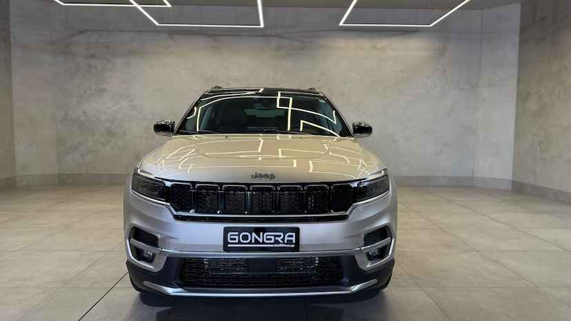 Foto do veículo JEEP COMMANDER  LIMITED T270 1.3 TB FLEX AUT 2024 18.539 KM 182.900,00