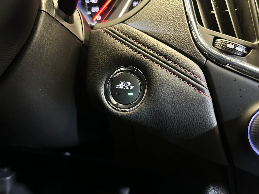 Foto do veículo CHEVROLET CRUZE  RS HB 2023 13.000 KM 132.900,00