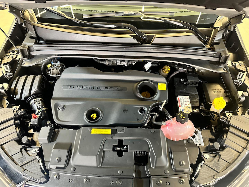 Foto do veículo FIAT TORO  VOLC AT9 4X4 2024 18.877 KM 164.900,00