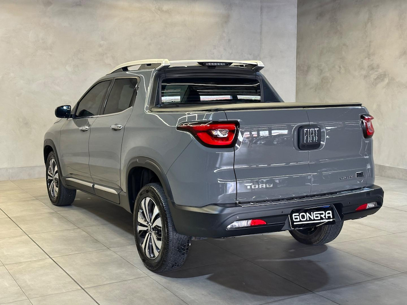 Foto do veículo FIAT TORO  VOLC AT9 4X4 2024 18.877 KM 164.900,00