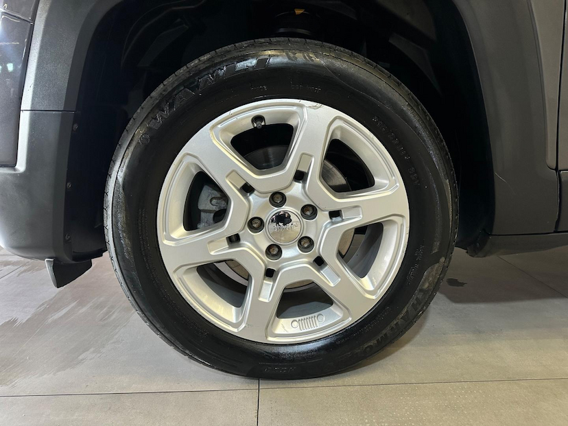 Foto do veículo JEEP RENEGADE  SPORT T270 1.3 TB 4X2 FLEX AUT. 2023 60.883 KM 102.900,00