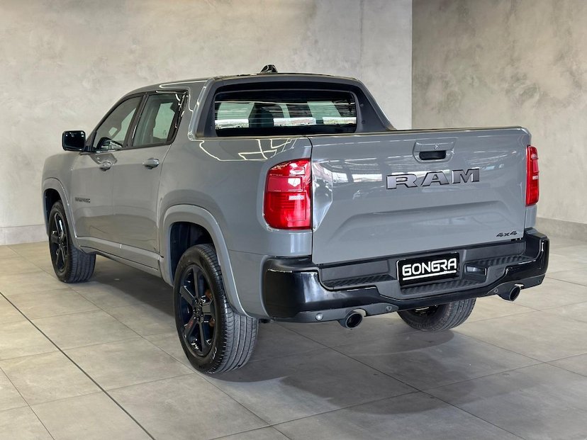 Foto do veículo RAM RAMPAGE  RT 2024 138 KM 229.900,00