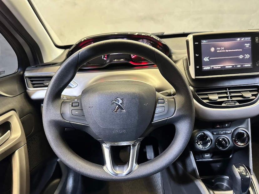 Foto do veículo PEUGEOT 2008  ALLURE PK 2024 35.416 KM 89.900,00