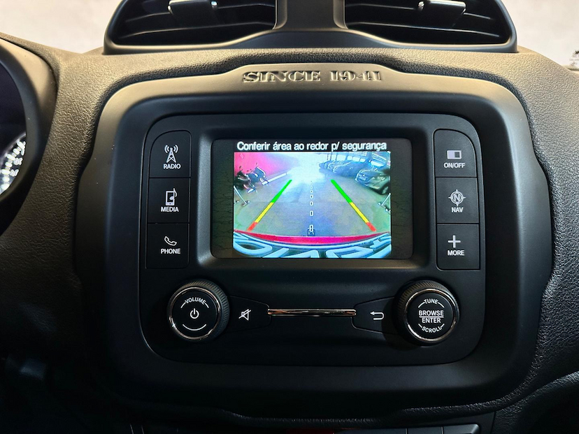 Foto do veículo JEEP RENEGADE  LGT T AT 2017 72.254 KM 74.900,00