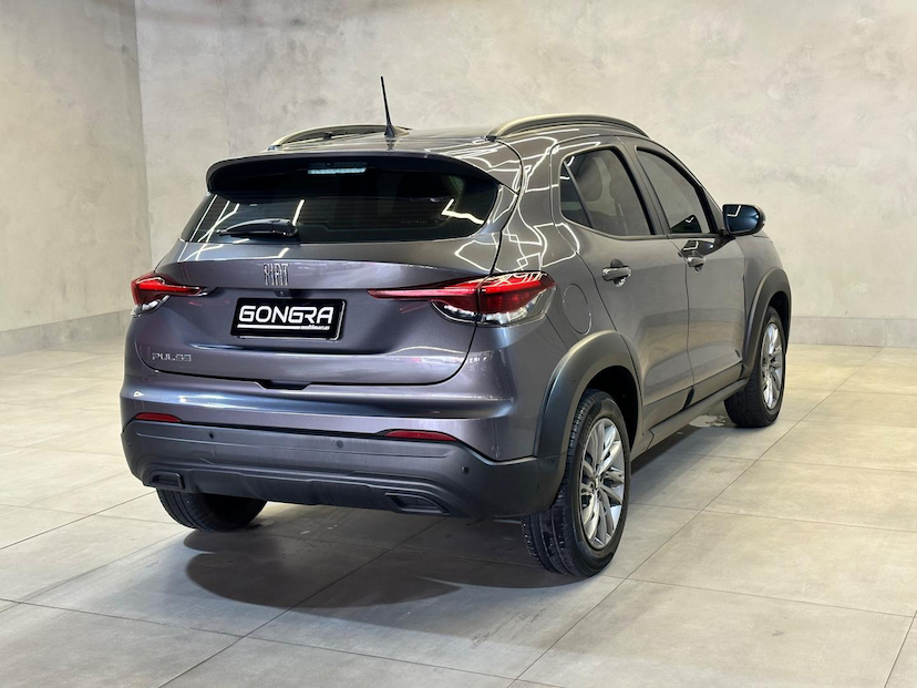 Foto do veículo FIAT PULSE  DRIVE AT 2023 25.621 KM 92.900,00