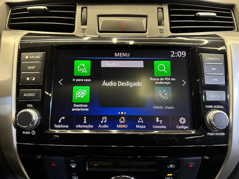 Foto do veículo NISSAN FRONTIER  LE CD 4X4 2.3 BI-TB DIESEL AUT 2020 38.045 KM 164.900,00