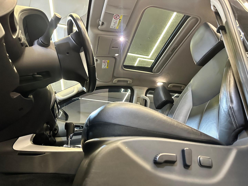 Foto do veículo NISSAN FRONTIER  LE CD 4X4 2.3 BI-TB DIESEL AUT 2020 38.045 KM 164.900,00