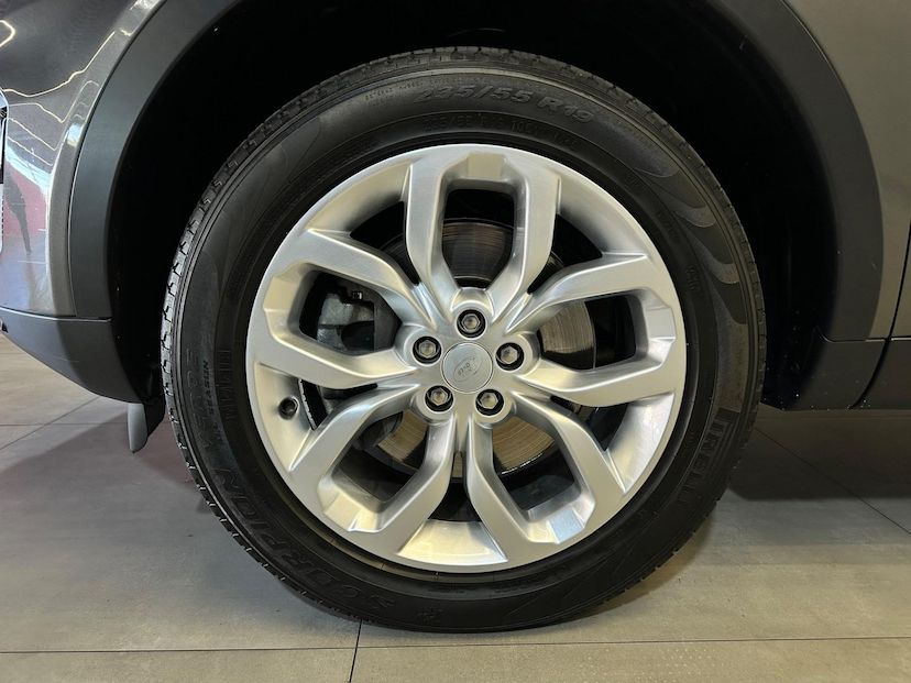 Foto do veículo LAND ROVER DISCOVERY  SPORT 2.0 D180 TURBO DIESEL R-DYNAMIC SE AUT 2019 48.552 KM 145.900,00