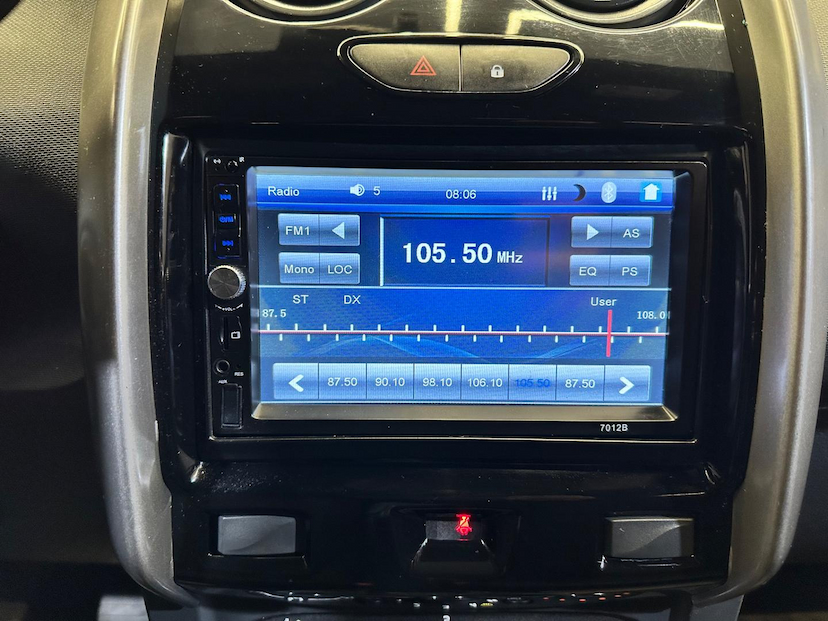 Foto do veículo RENAULT OROCH  16 4X2 2019 117.200 KM 72.900,00