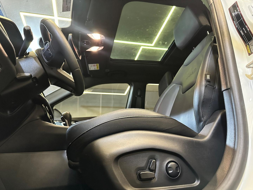 Foto do veículo JEEP COMPASS  S T270 1.3 TB 4X2 FLEX AUT. 2024 81.000 KM 155.900,00