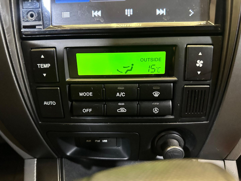 Foto do veículo HYUNDAI TUCSON  GLSB 2.0 2016 109.505 KM 64.900,00
