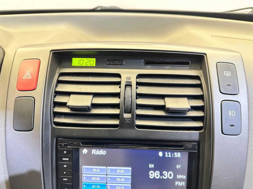Foto do veículo HYUNDAI TUCSON  GLSB 2.0 2016 109.505 KM 64.900,00