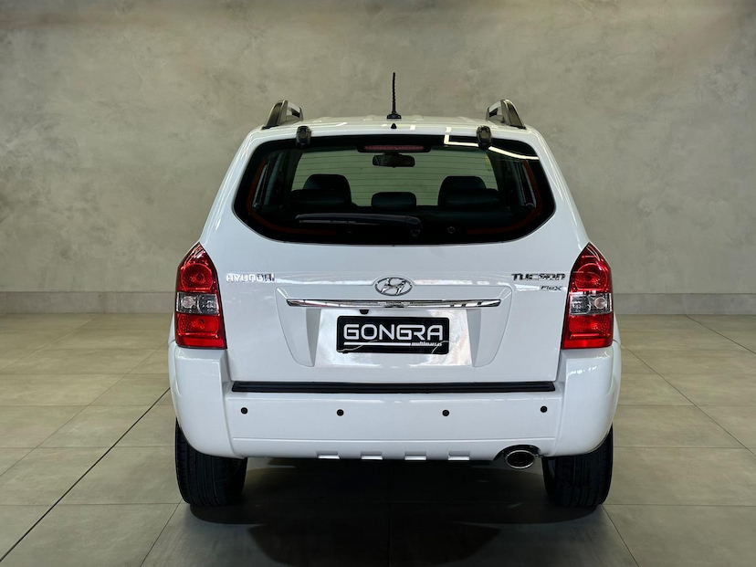 Foto do veículo HYUNDAI TUCSON  GLSB 2.0 2016 109.505 KM 64.900,00
