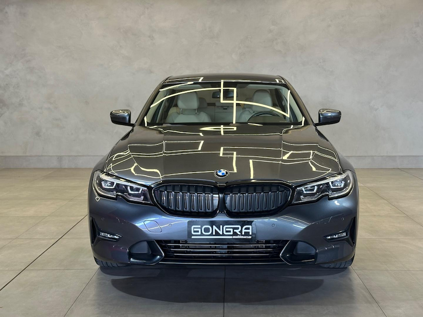 Foto do veículo BMW 320I  2.0 16V TURBO ACTIVE FLEX 4P AUTOMATICO 2020 59.500 KM 179.900,00