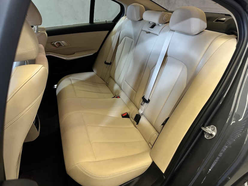 Foto do veículo BMW 320I  2.0 16V TURBO ACTIVE FLEX 4P AUTOMATICO 2020 59.500 KM 179.900,00