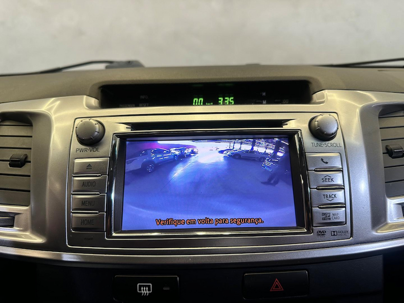 Foto do veículo TOYOTA HILUX  2.7 VVT-I FLEX CD SRV 4X2 AUTOMÁTICO 2015 138.272 KM 116.900,00