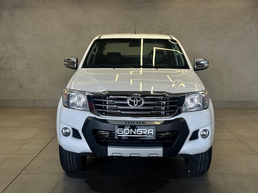 Foto do veículo TOYOTA HILUX  2.7 VVT-I FLEX CD SRV 4X2 AUTOMÁTICO 2015 138.272 KM 116.900,00