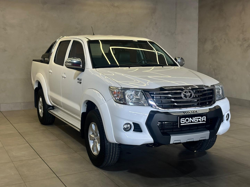 Foto do veículo TOYOTA HILUX  2.7 VVT-I FLEX CD SRV 4X2 AUTOMÁTICO 2015 138.272 KM 116.900,00