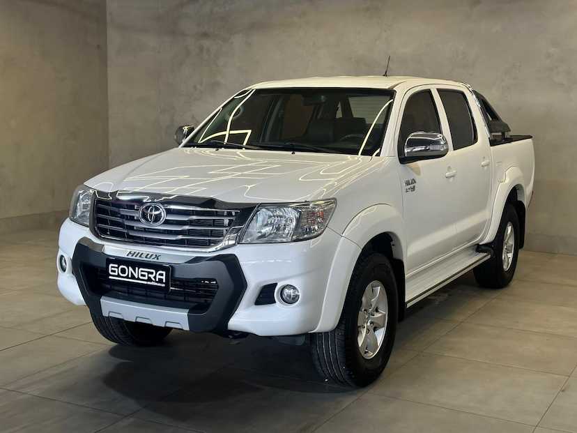 Foto do veículo TOYOTA HILUX  2.7 VVT-I FLEX CD SRV 4X2 AUTOMÁTICO 2015 138.272 KM 116.900,00