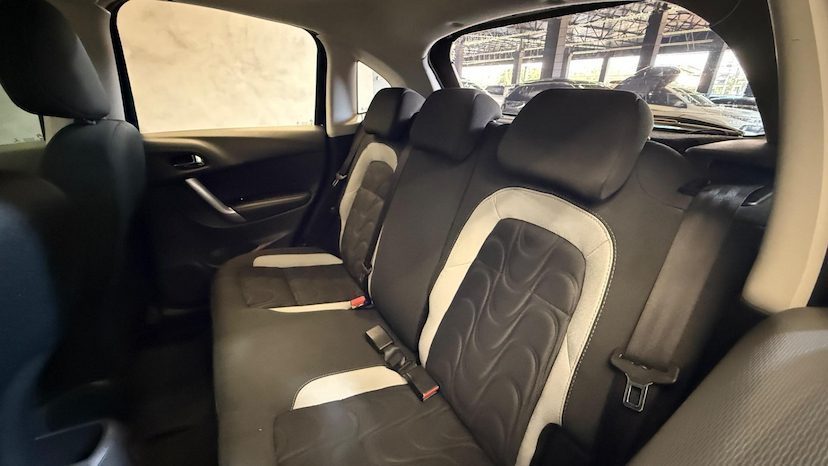 Foto do veículo CITROËN C3  90M TENDANCE 2015 122.174 KM 42.900,00