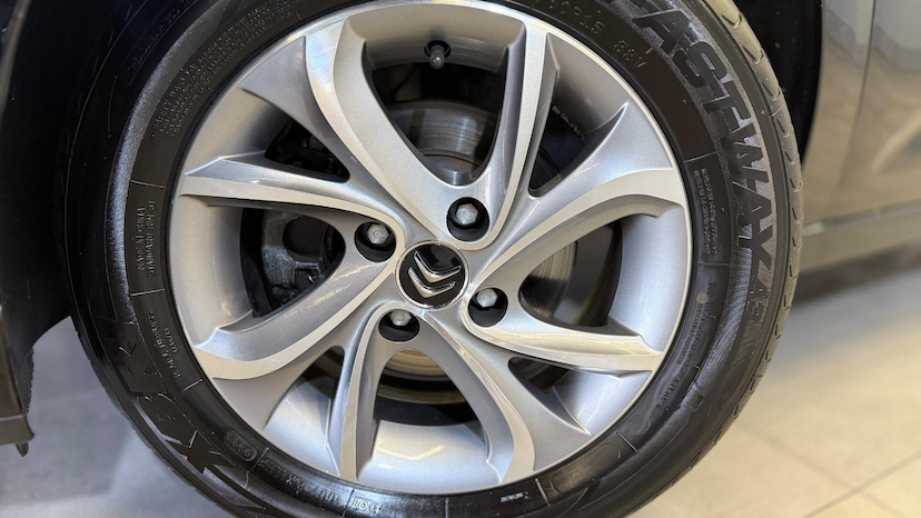 Foto do veículo CITROËN C3  90M TENDANCE 2015 122.174 KM 42.900,00