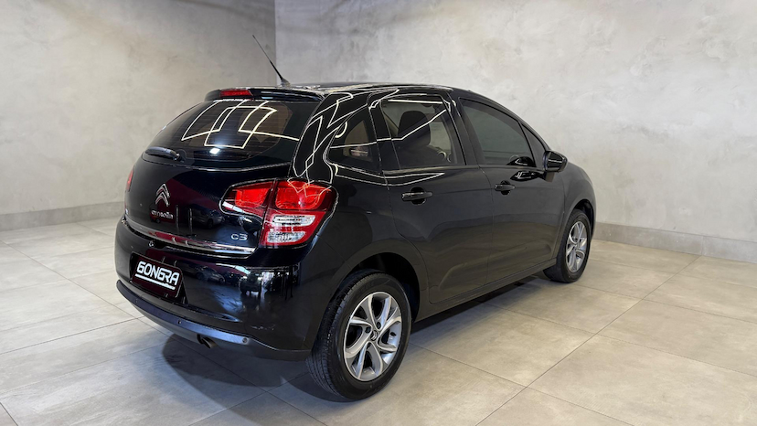 Foto do veículo CITROËN C3  90M TENDANCE 2015 122.174 KM 42.900,00