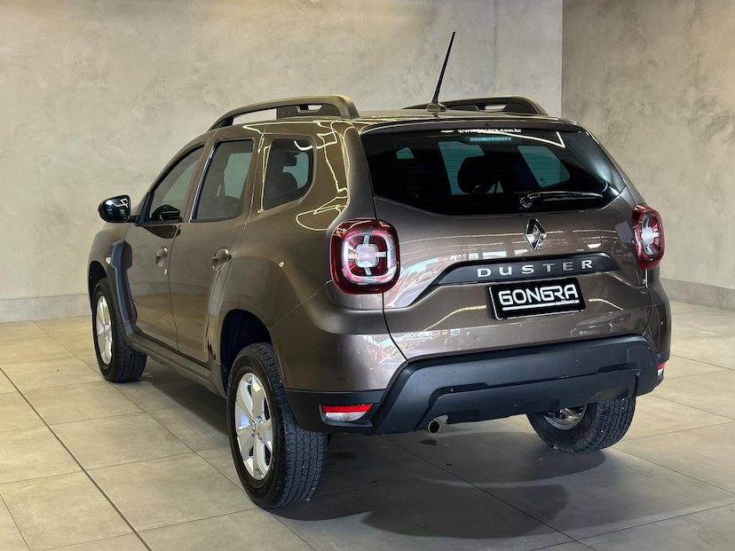 Foto do veículo RENAULT DUSTER  ZEN 1.6 CVT 2022 45.450 KM 84.900,00