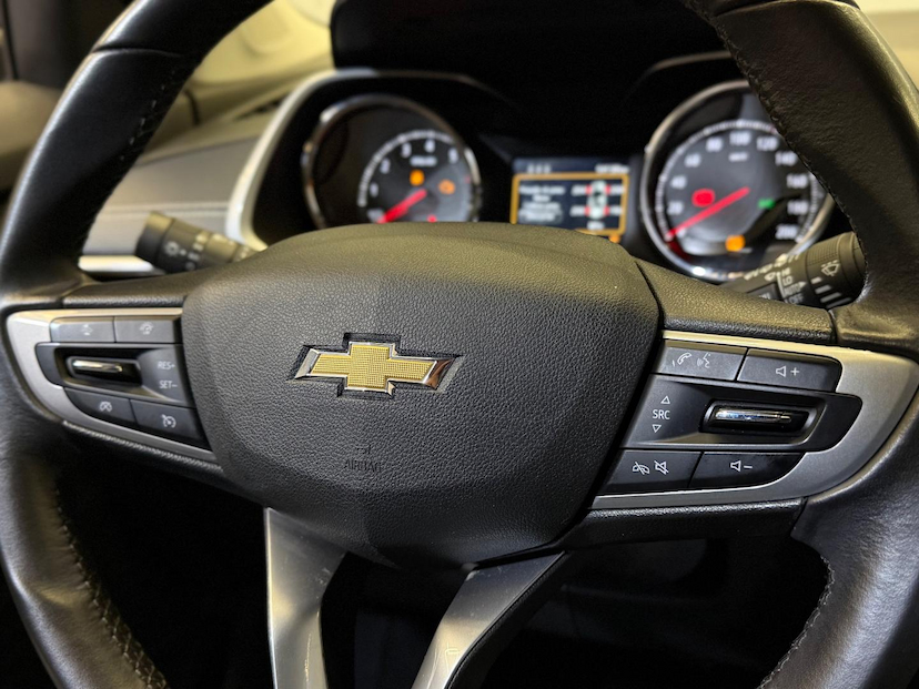Foto do veículo CHEVROLET TRACKER  12T A PR 2022 54.100 KM 110.900,00