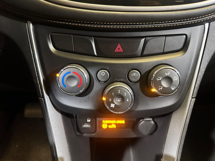 Foto do veículo CHEVROLET TRACKER  LT AT 2018 71.600 KM 81.900,00