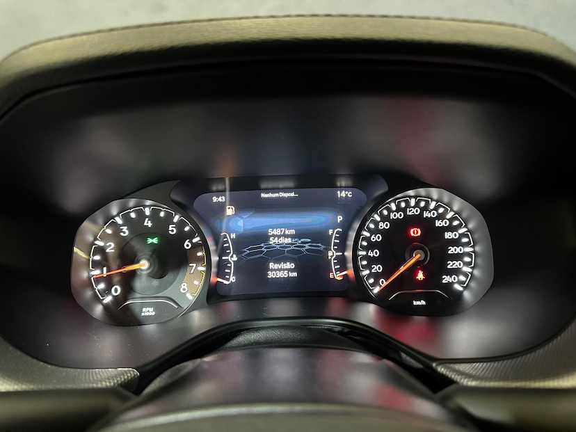 Foto do veículo JEEP COMPASS  LONG TF 2023 30.352 KM 138.900,00