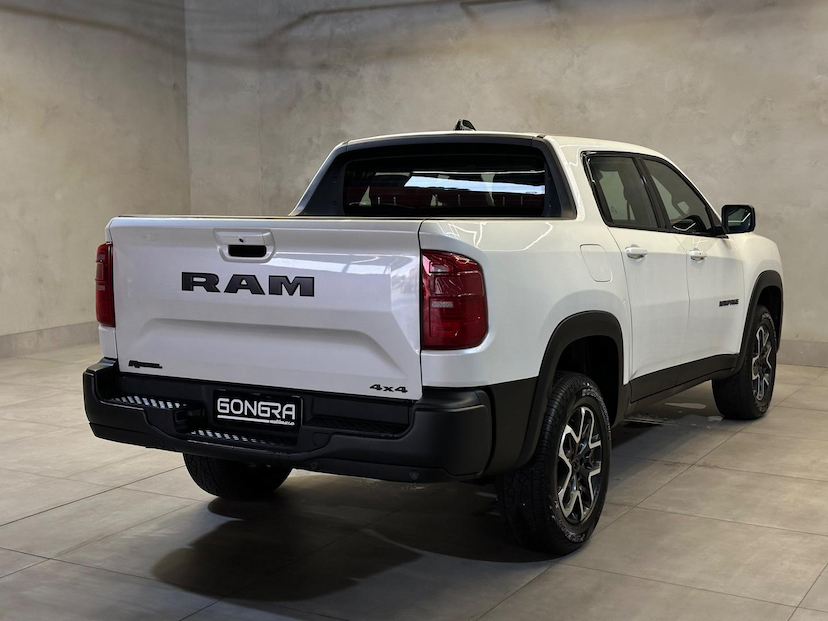 Foto do veículo RAM RAMPAGE  2.0 TURBO REBEL 4X4 AUT 2024 133 KM 206.900,00