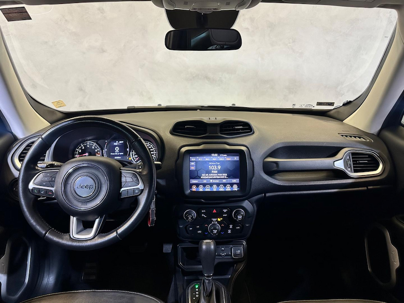 Foto do veículo JEEP RENEGADE  LONGITUDE 1.8 FLEX AUTOMATICO 2020 61.620 KM 83.900,00