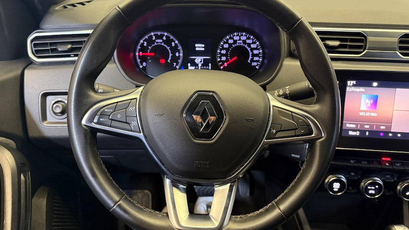 Foto do veículo RENAULT DUSTER  INT16 CVT 2021 93.921 KM 79.900,00