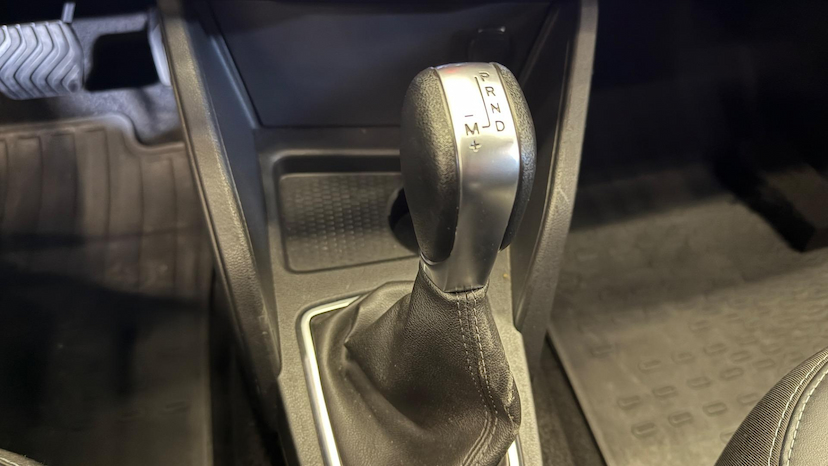 Foto do veículo RENAULT DUSTER  INT16 CVT 2021 93.921 KM 79.900,00