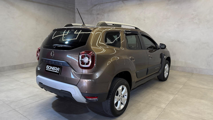 Foto do veículo RENAULT DUSTER  INT16 CVT 2021 93.921 KM 79.900,00