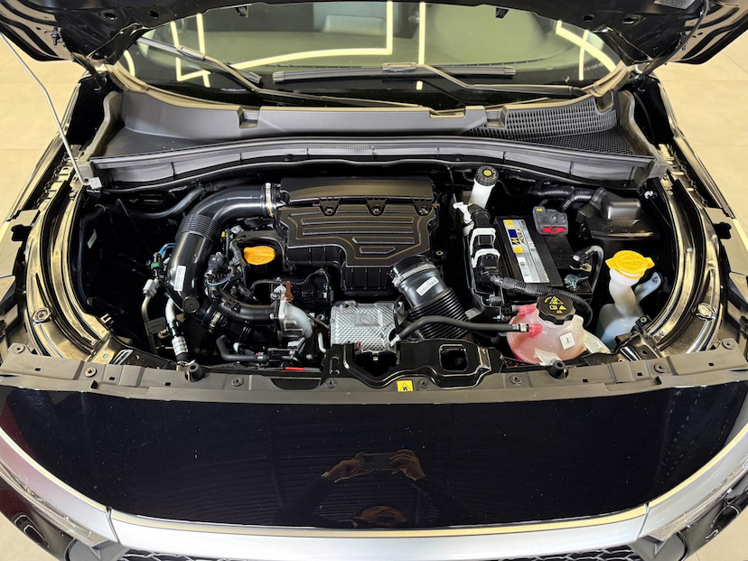 Foto do veículo FIAT FASTBACK  AUDACE TURBO 200 FLEX AT 4P 2023 12.120 KM 112.900,00