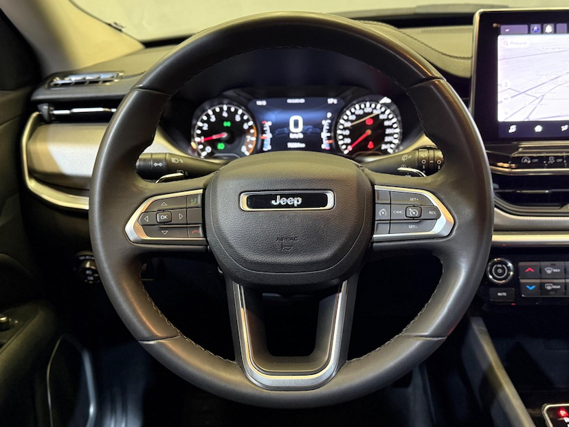 Foto do veículo JEEP COMPASS  LONG TF 2022 76.050 KM 116.900,00