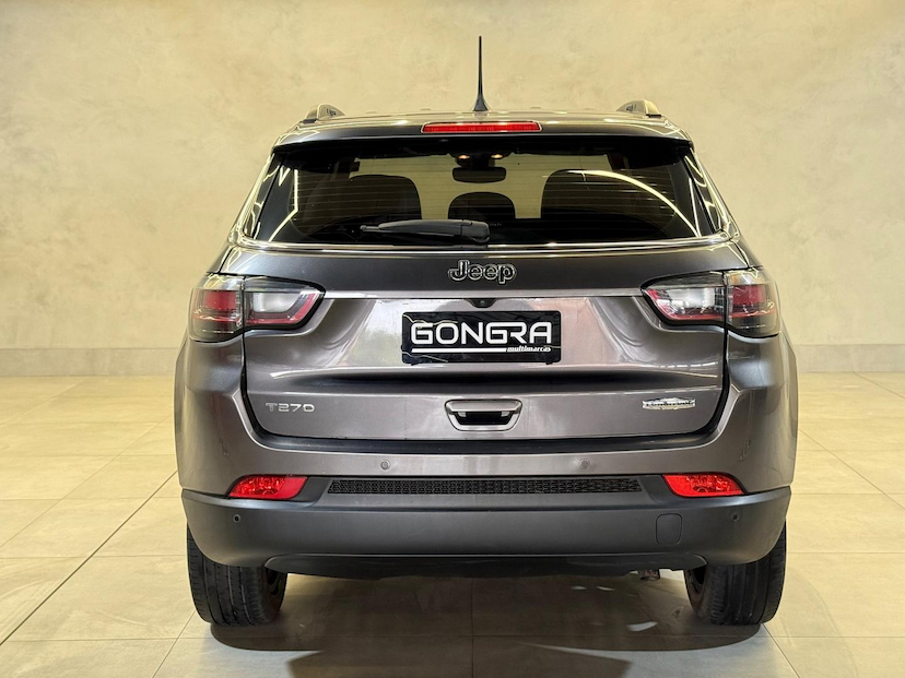 Foto do veículo JEEP COMPASS  LONG TF 2022 76.050 KM 116.900,00