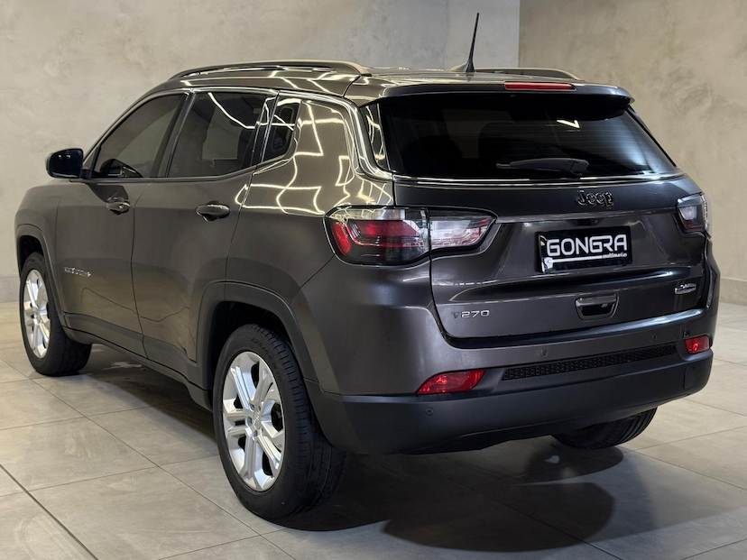 Foto do veículo JEEP COMPASS  LONG TF 2022 76.050 KM 116.900,00