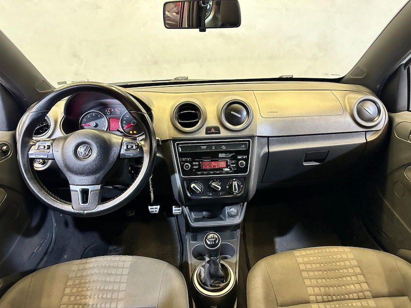 Foto do veículo VOLKSWAGEN SAVEIRO  1.6 CE CROSS 2016 114.840 KM 74.900,00