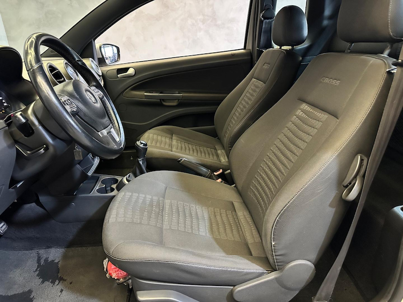 Foto do veículo VOLKSWAGEN SAVEIRO  1.6 CE CROSS 2016 114.840 KM 74.900,00