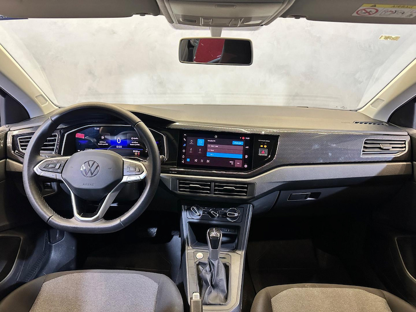 Foto do veículo VOLKSWAGEN POLO  COMFORTLINE 1.0 TSI AUT 2025 11.400 KM 98.900,00