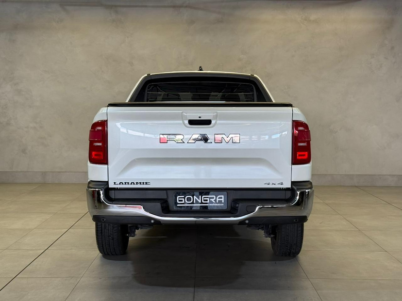 Foto do veículo RAM RAMPAGE  LARAMIE 2.0 2024 10.405 KM 204.900,00