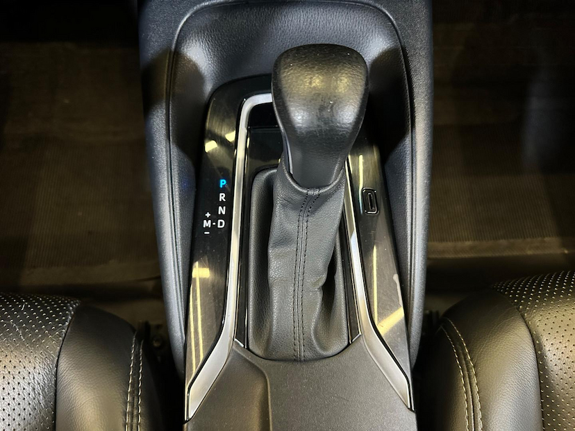 Foto do veículo TOYOTA COROLLA  GLI 20 2022 35.899 KM 119.900,00