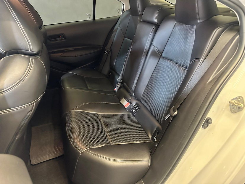 Foto do veículo TOYOTA COROLLA  GLI 20 2022 35.899 KM 119.900,00