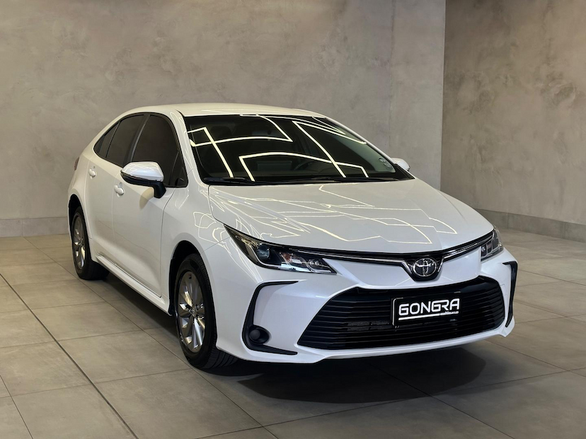 Foto do veículo TOYOTA COROLLA  GLI 20 2022 35.899 KM 119.900,00