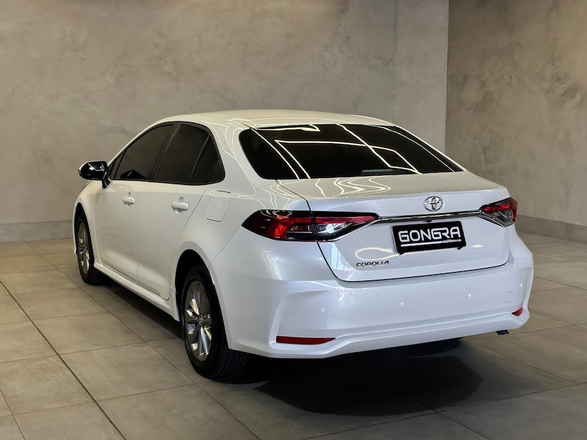 Foto do veículo TOYOTA COROLLA  GLI 20 2022 35.899 KM 119.900,00